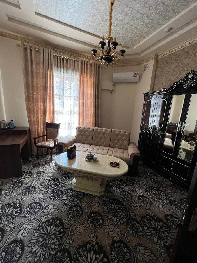 בוקורו Caravan Castle Boutique Hotel מראה חיצוני תמונה