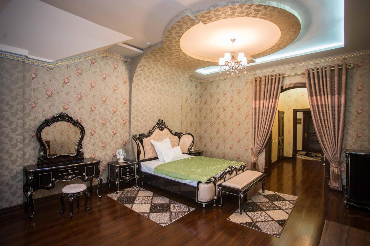 בוקורו Caravan Castle Boutique Hotel מראה חיצוני תמונה